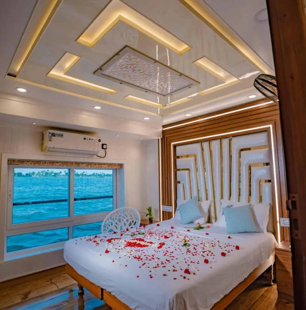 Botel Alice Houseboats Alleppey Alappuzha