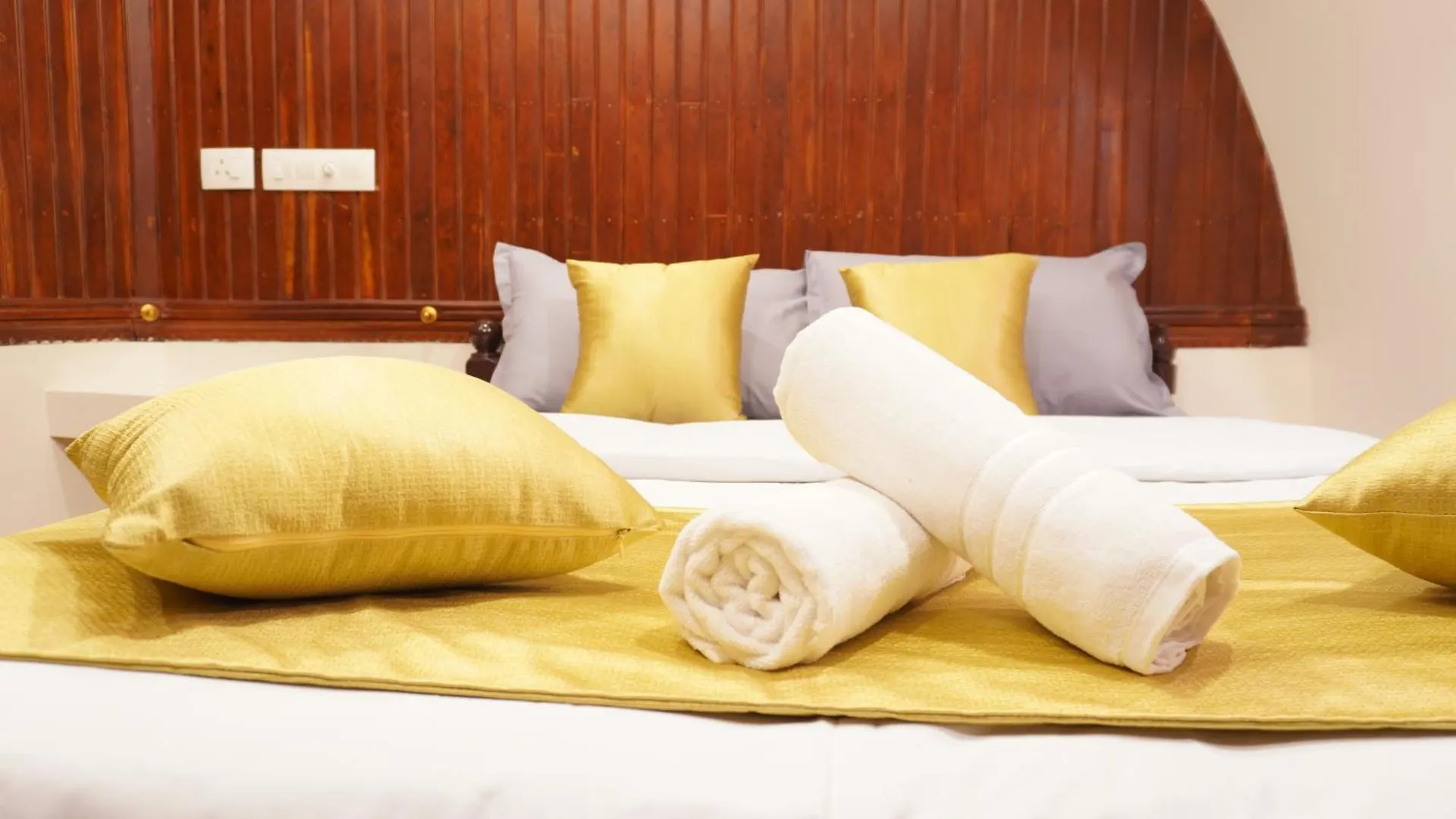 Alice Houseboats Alleppey Alappuzha